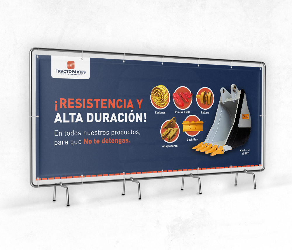 Tractopartes branding outdoors